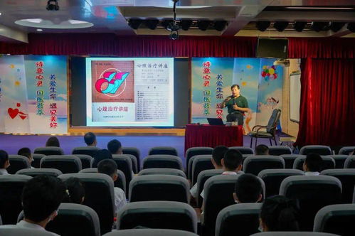 羅湖戰疫報告 常備1200人應急采樣隊，黨員沖鋒在前，深圳心理咨詢同步守護